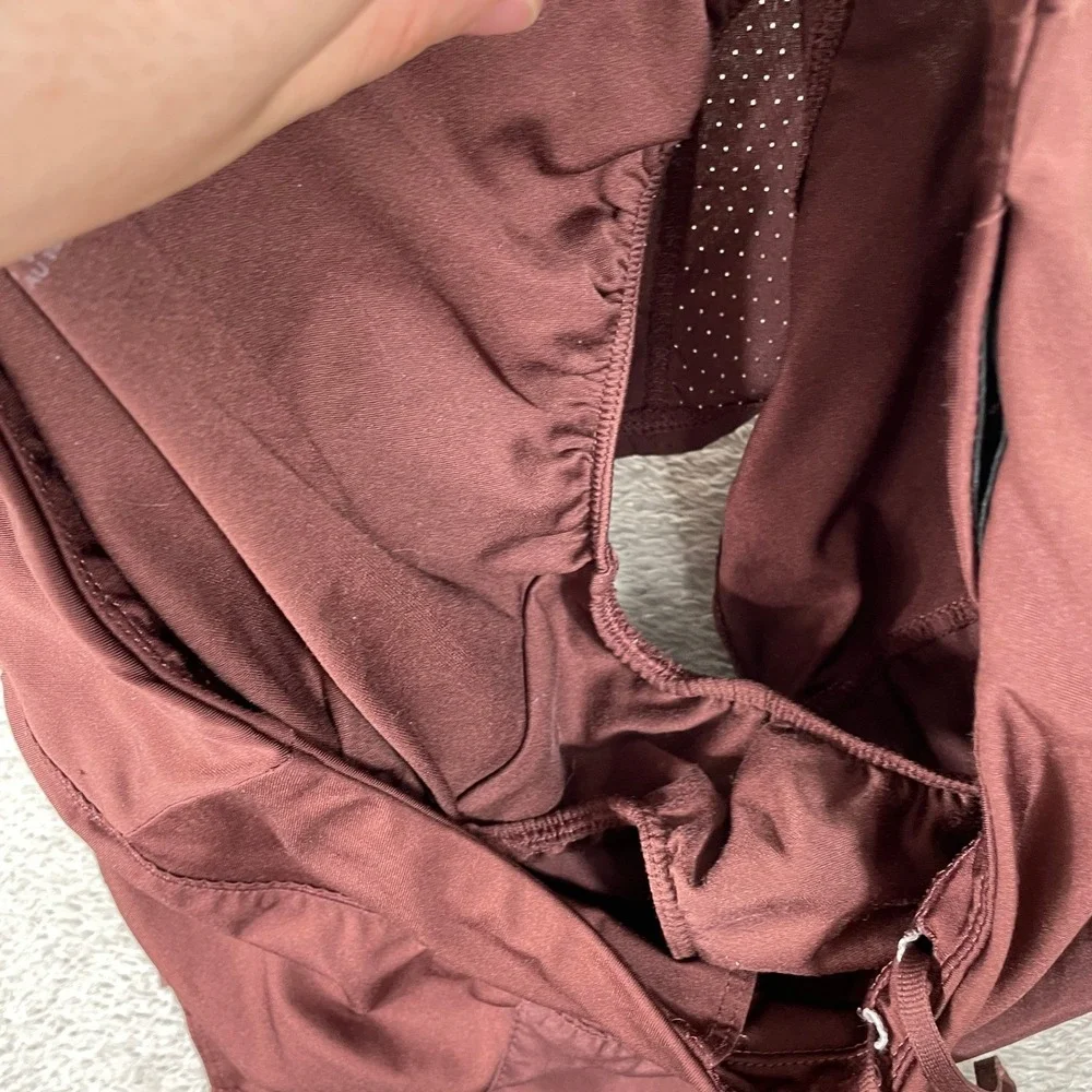 Nike Dri-FIT Shorts Womens Small Burgundy Running Performance Athletic Training